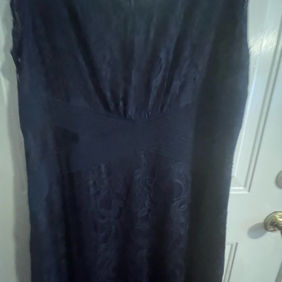 Gown - Picture 2 of 3